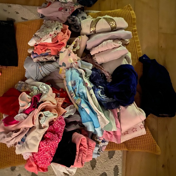 Assorted Clothing Bundle - Picture 1 of 1